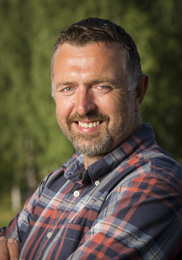 BRUKTE STERKE ORD: Olav Harald Ulstein har lite til overs for konkurrenten Finn Olav. Det la han absolutt ikke skjul på i søndagens «Farmen». Foto: Tor Lindseth, Se og Hør BRUKTE STERKE ORD: Olav Harald Ulstein har lite til overs for konkurrenten Finn Olav. Det la han absolutt ikke skjul på i søndagens «Farmen». Foto: Tor Lindseth, Se og Hør